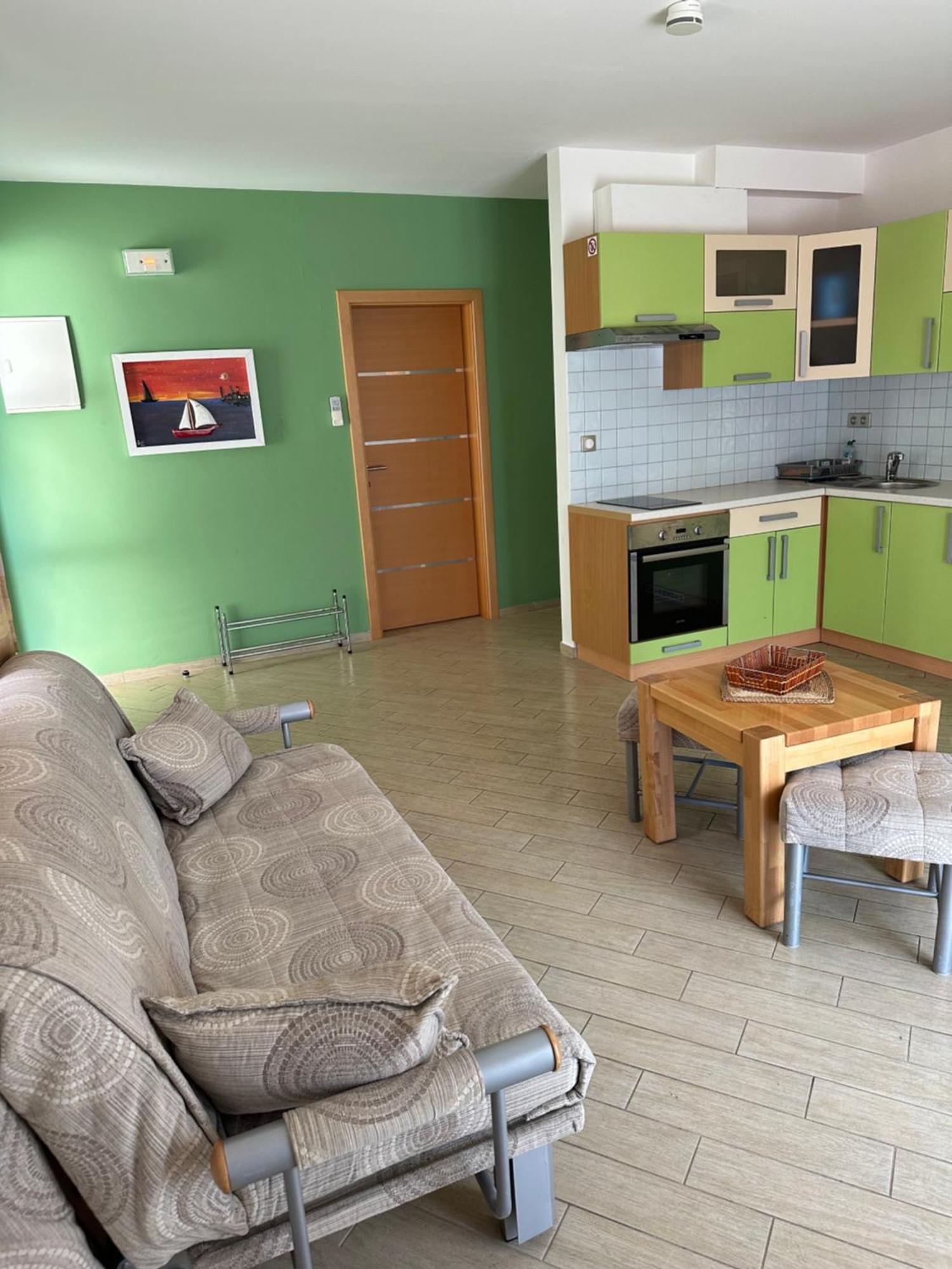 Apartments Villa Eva สลาโน ภายนอก รูปภาพ
